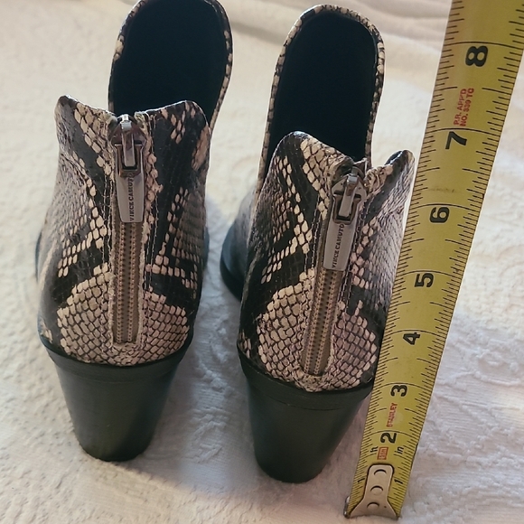 Vince Camuto Black and Cream Ankle Booties - Picture 5 of 7